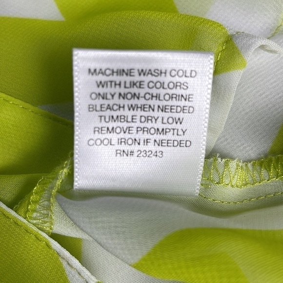 NEW York & Company Lime Green and White Chevron Pattern Sleeveless Sheer Blouse - Picture 6 of 8